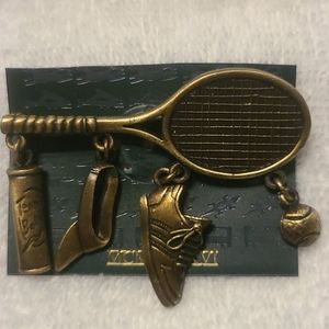 Tennis brooch